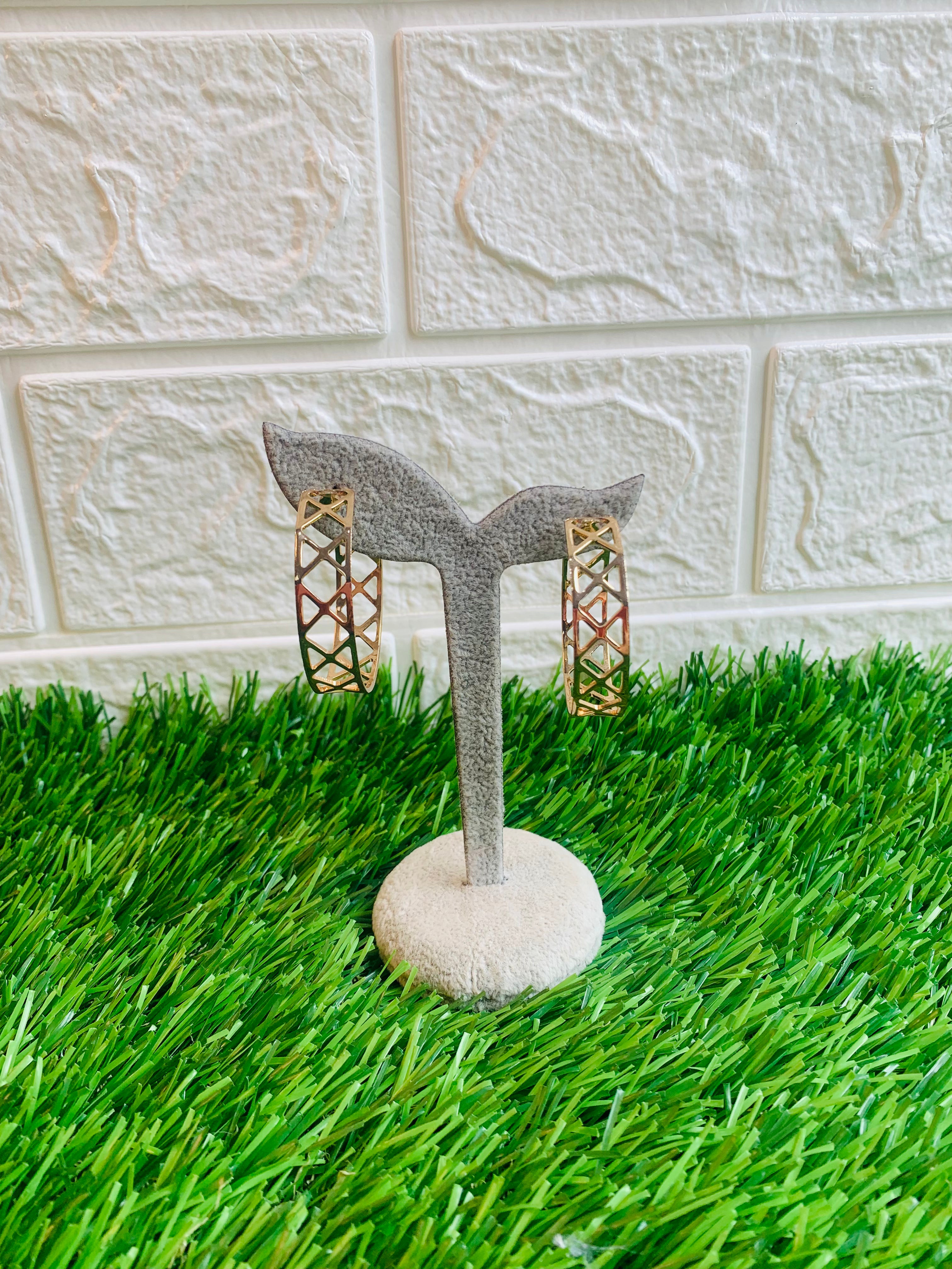 Eiffel Tower Gold Earrings