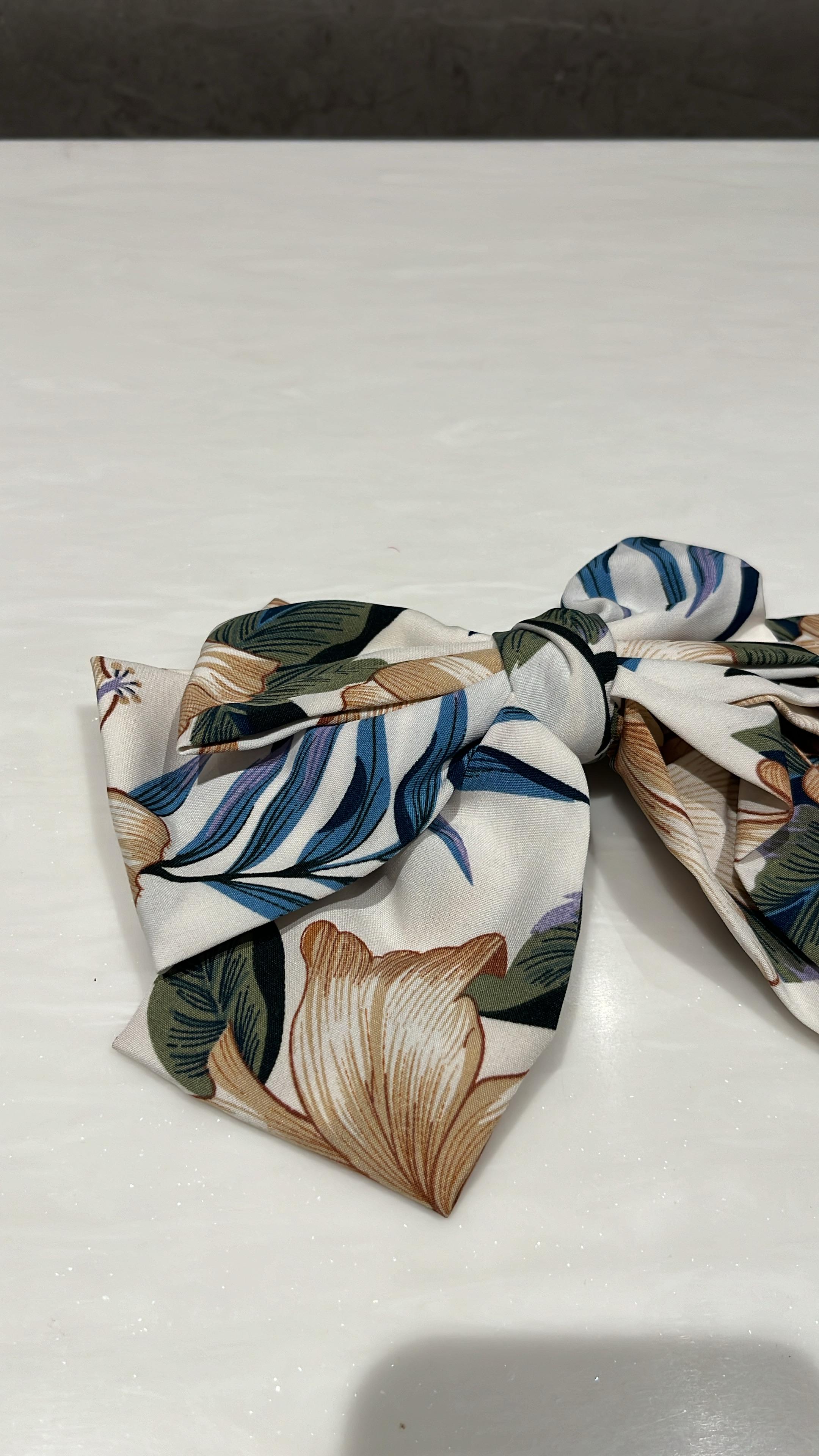 White Floral Printed Hair Bow