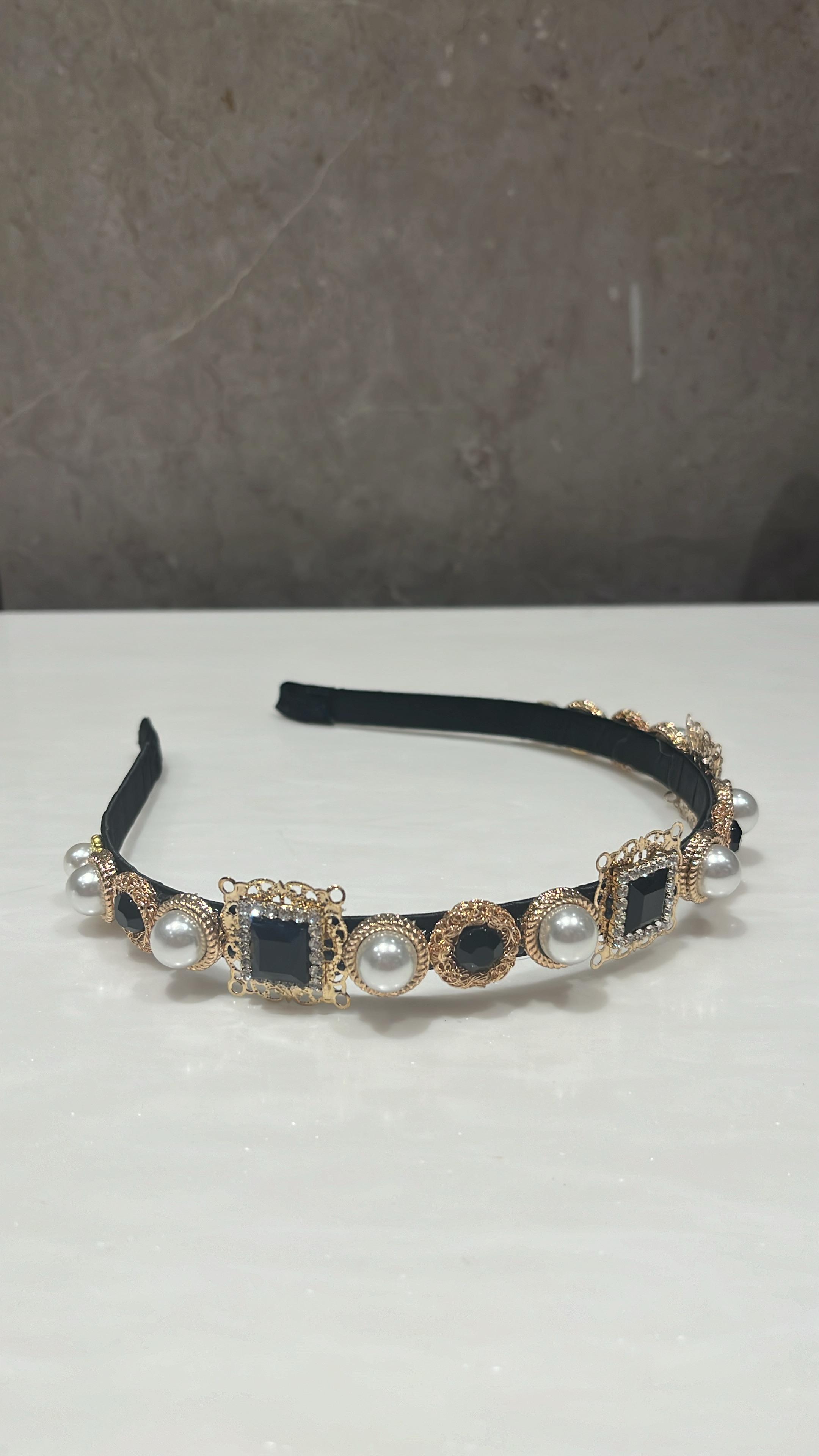 Pearl Royale Grace Black Hairband