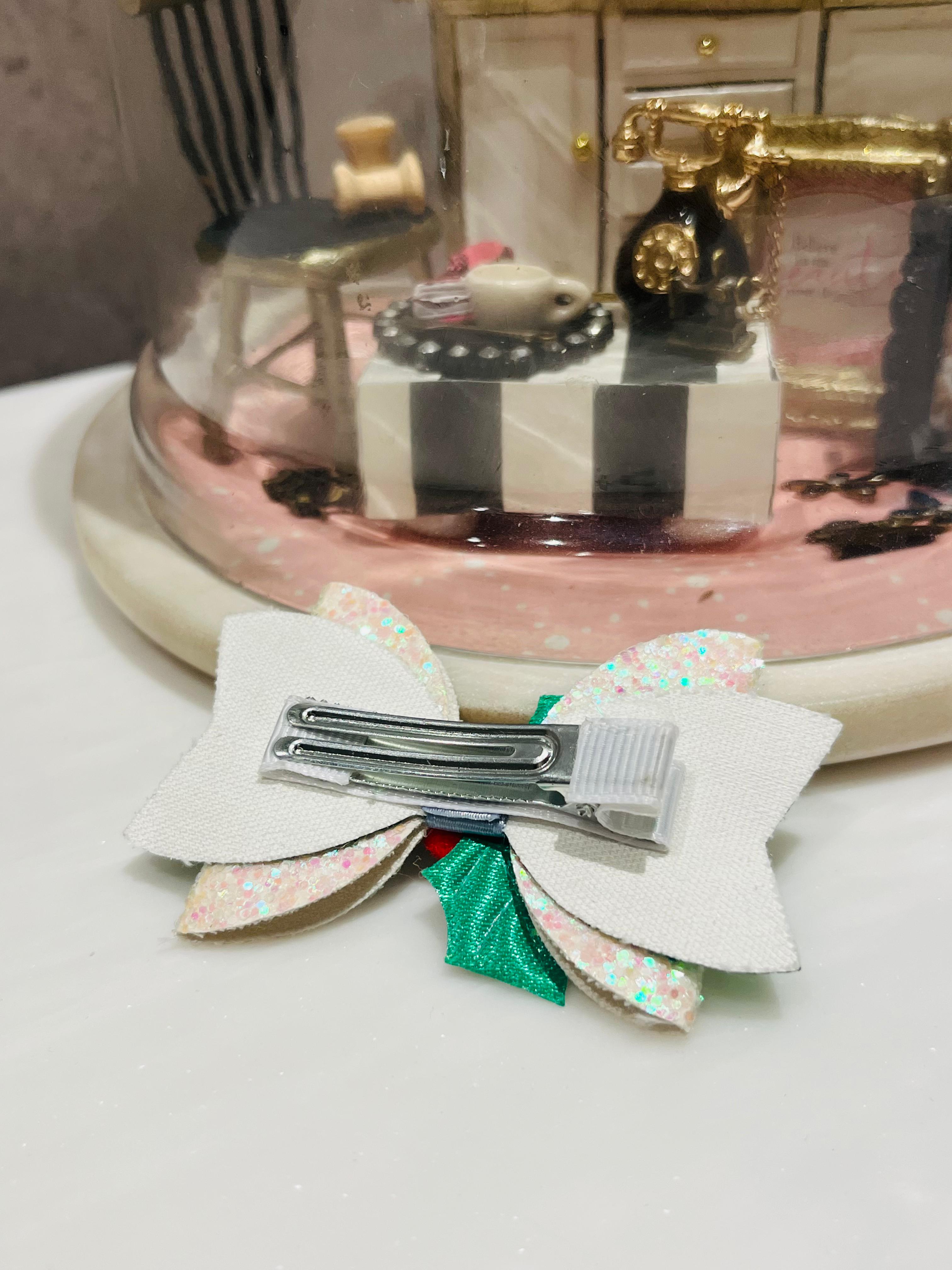 Stocking Sparkle Bow Alligator Hair Clip