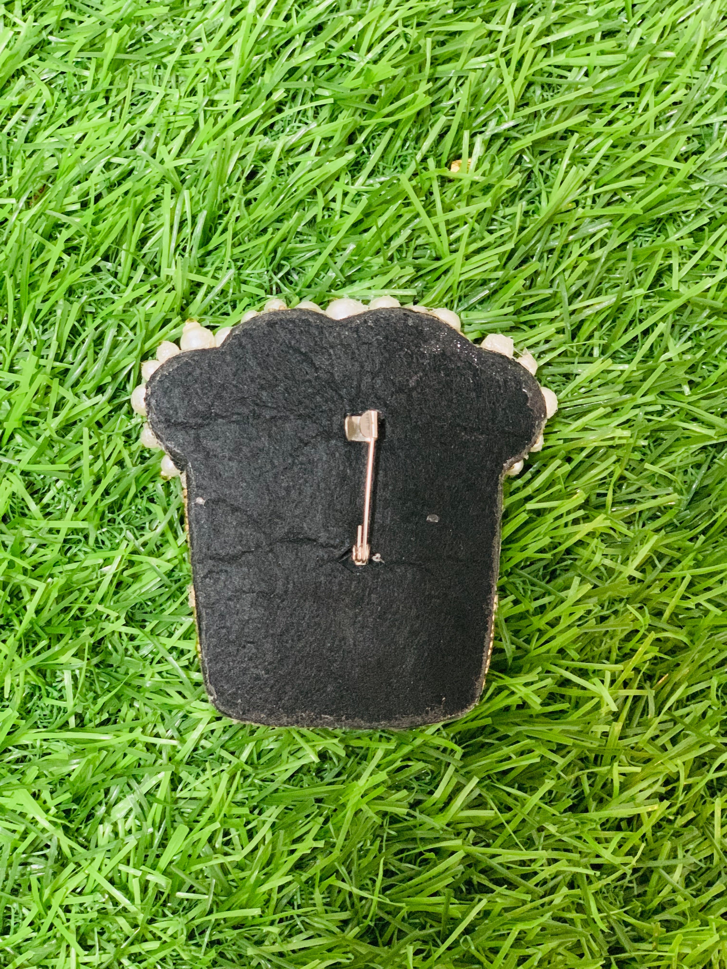 Pop-Up Brooch